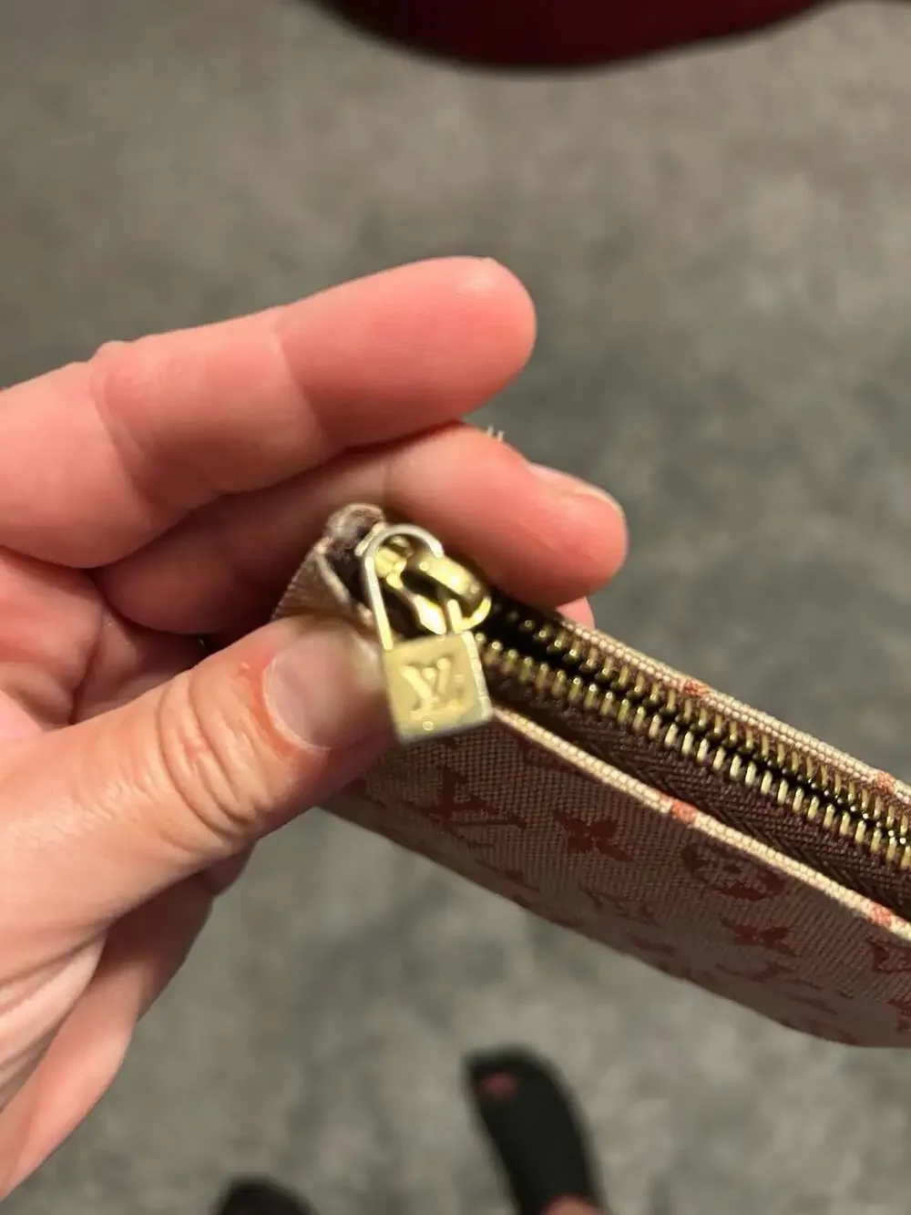 Louis Vuitton Monogram Mini Lin Pochette Cles Key Pouch